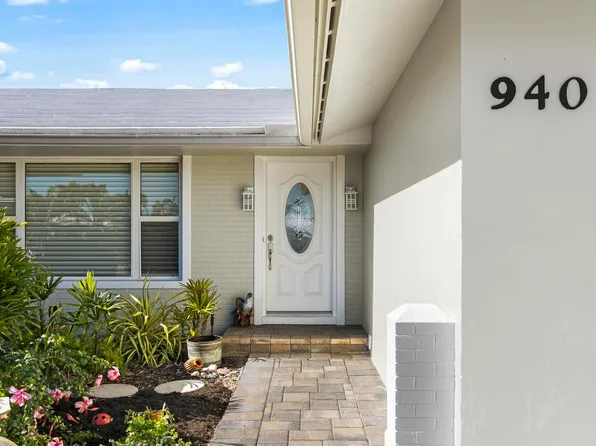 940 Iris Ct, Marco Island, FL 34145