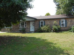 801 Angela Cir, Barling, AR 72923