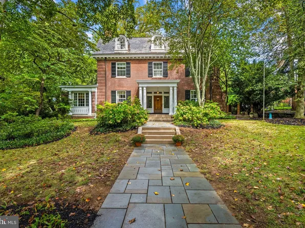 8 Club Rd, Baltimore, MD 21210