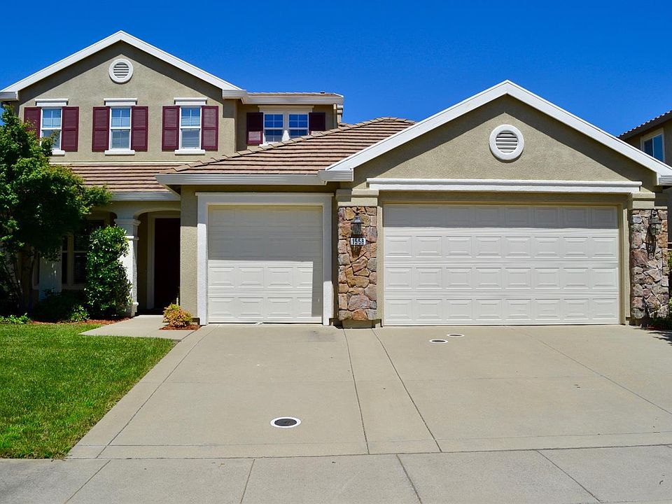 1st image of 1558 Parkway Dr