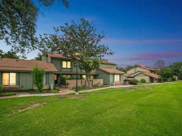 5007 Fort Clark Dr, Austin, TX 78745