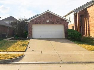 6405 Regina Dr, Fort Worth, TX 76131
