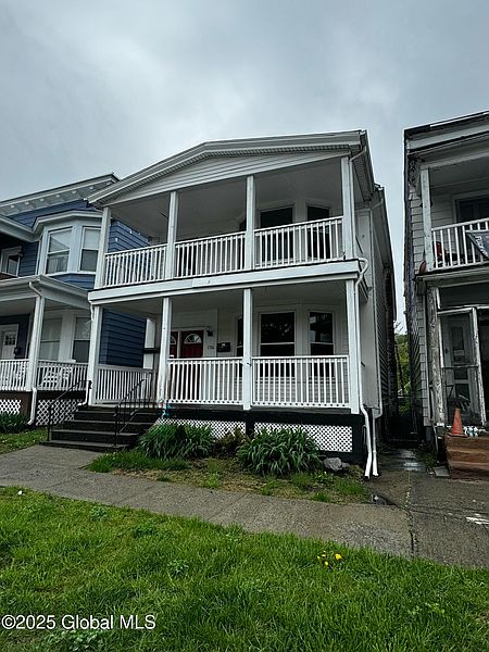 2nd image of 156 7th Avenue
