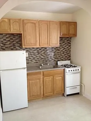 Rented by Besen Partners, LLC | media 9