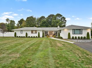 4 Old Farm Rd, New Fairfield, CT 06812