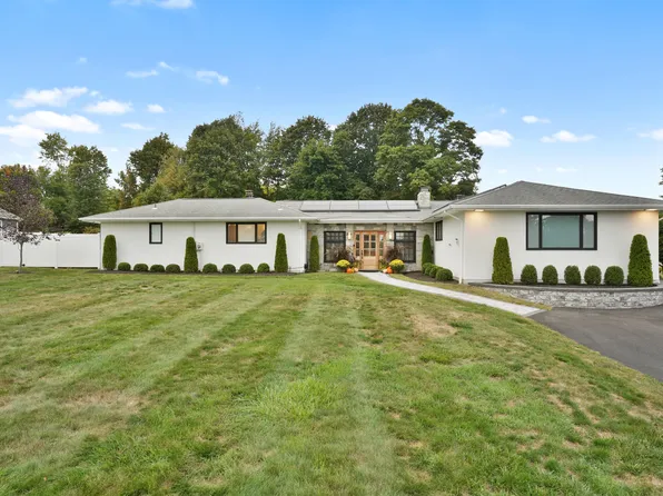 4 Old Farm Road, New Fairfield, CT 06812