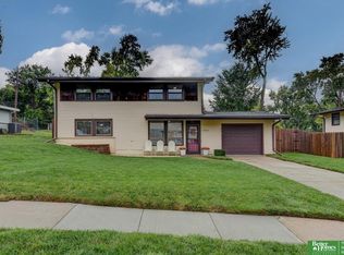 4622 N 82nd St, Omaha, NE 68134