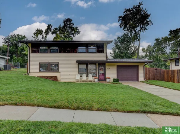 4622 N 82nd St, Omaha, NE 68134