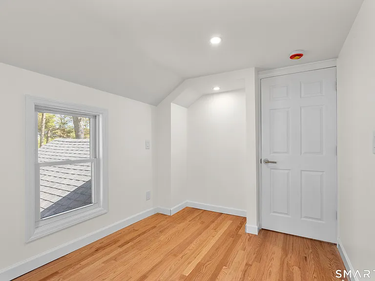 152 Partrick Ave — Photo 29