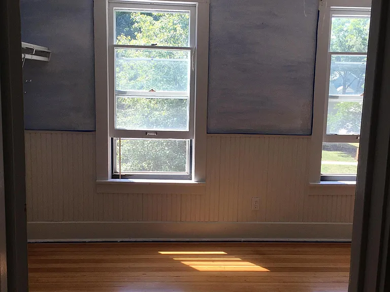 928 E Davenport St — Photo 13