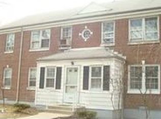 925 William St #D, Bridgeport, CT 06608