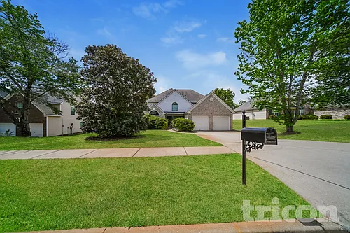 552 Howell Dr Photo 1