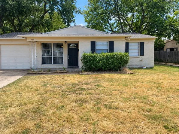 3204 Caribbean Dr, Mesquite, TX 75150