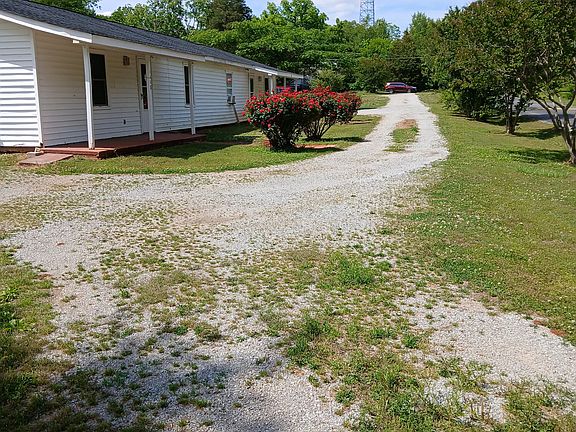 2nd image of 150 W Limestone Rd #A