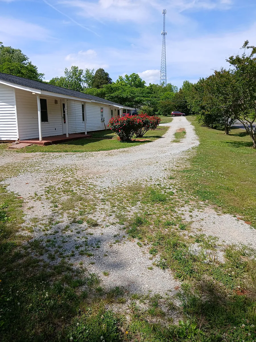 Building Photo - 150 W Limestone Rd #A