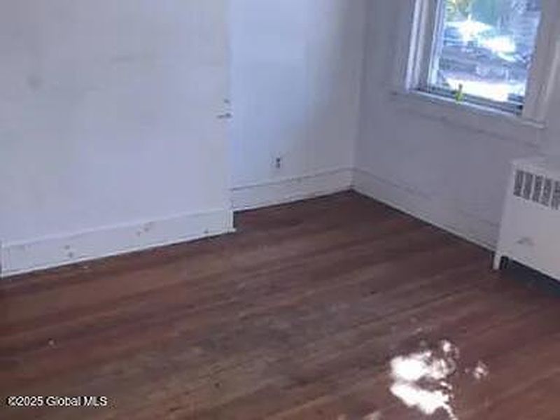 3rd image of 469 Orange Street