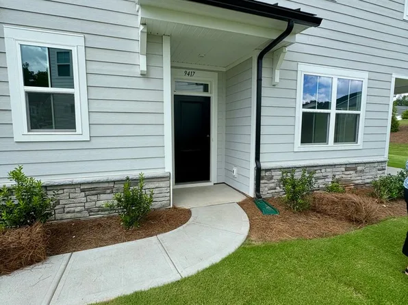 9417 Munsing Dr, Charlotte, NC 28269
