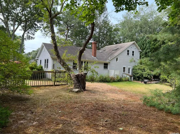 204 Little Fresh Pond Road, Southampton, NY 11968