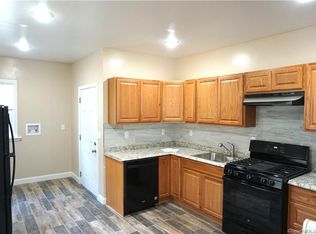 24 Saunders St #2, East Hartford, CT 06108