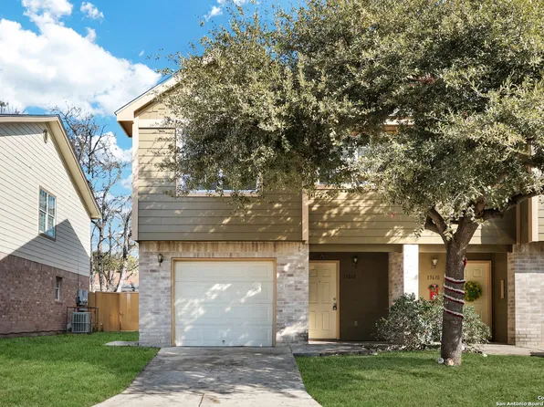13610 WOODSTONE WAY, San Antonio, TX 78233