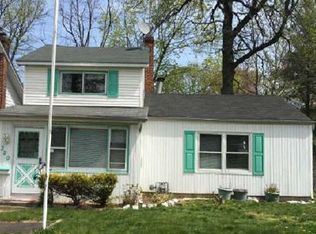 320 Sherwood Dr, Keyport, NJ 07735