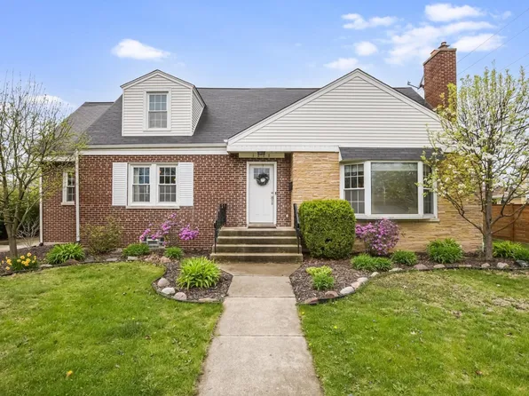 1212 S Greenwood Ave, Park Ridge, IL 60068
