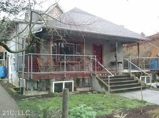 2025 SE Taggart St #P, Portland, OR