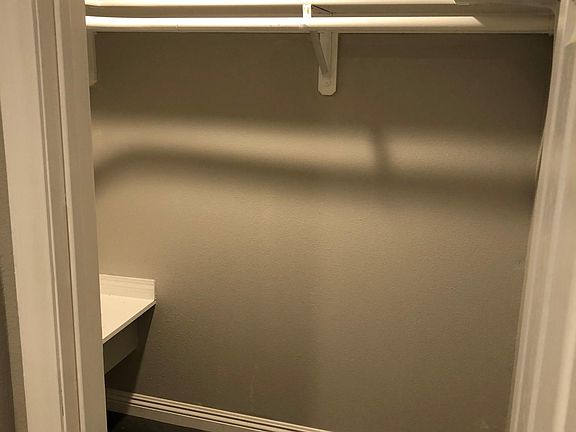 5th image of 189 N Calvados Ave