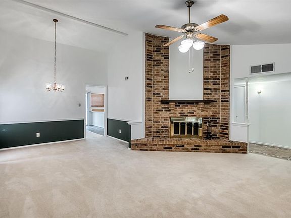 3rd image of 5637 N Colony Blvd