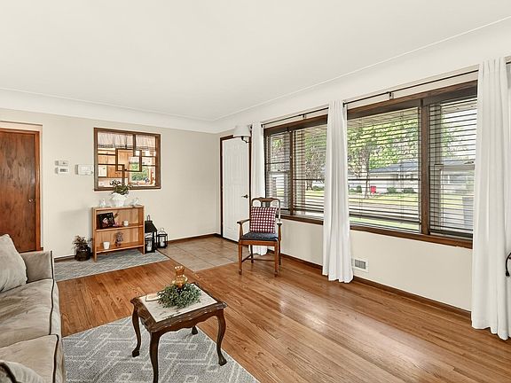 5th image of 2400 16th Ave NW