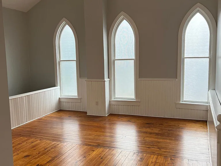 511 Front St #2 — Photo 4