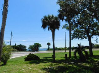 2984 Century Oaks Cir, Malabar, FL 32950