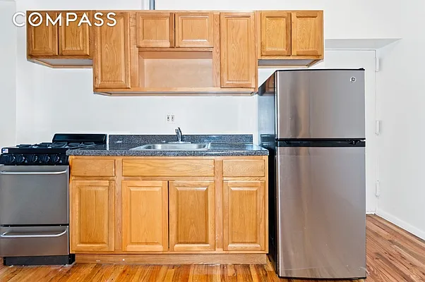 Rented by Compass | media 14