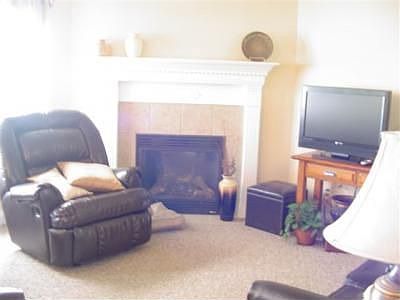 4th image of 505 Willow Dr