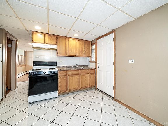 5th image of 9754 S Emerald Ave
