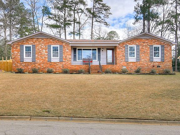 5th image of 4552 Glennwood Dr