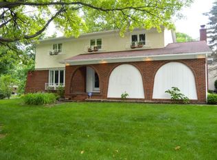 8167 Fairway Dr, Columbus, OH 43235