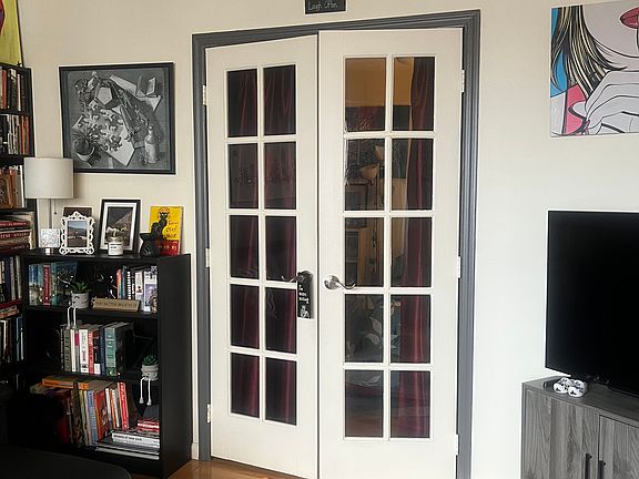 4th image of 303 E 57th St APT 18K