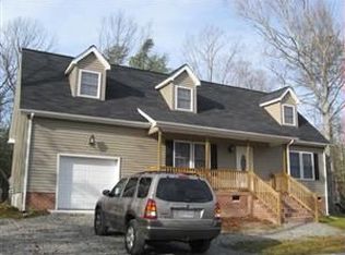 7066 Isaiah Rd, Gloucester, VA 23061