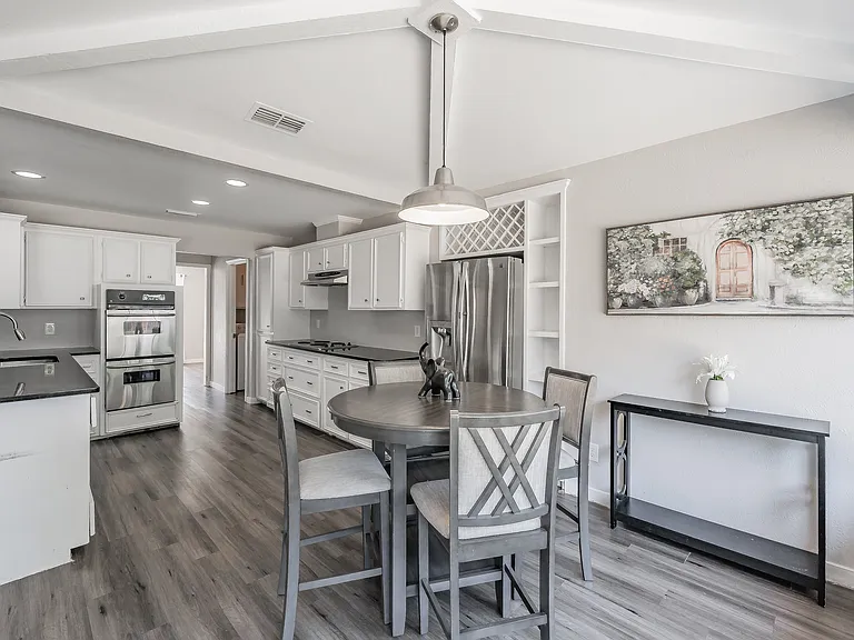 111 Ashe Bend Dr — Photo 10