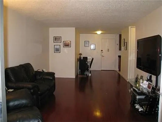 Sold by Mazzeo Real Estate | media 7