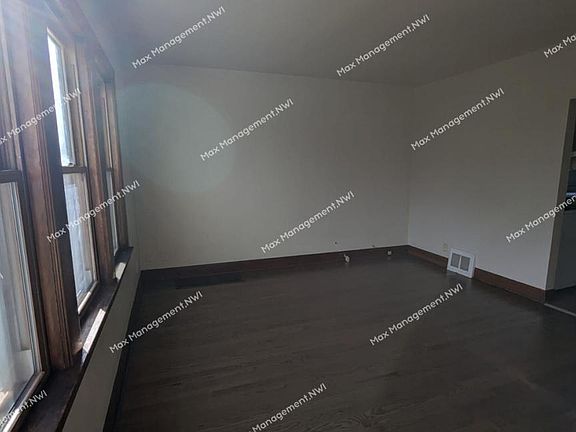 2nd image of 4914 Baring Ave #1F