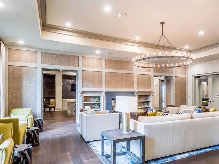 Beacon at Buffalo Pointe — Photo 10