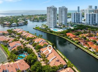 3748 NE 209th Ter, Aventura, FL 33180