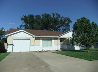 2214 N Russell St, Pampa, TX 79065