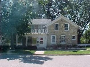 270 W Linden Dr, Jefferson, WI 53549