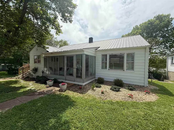 619 Stephens St, Shoals, IN 47581