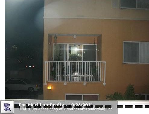 2nd image of 6205 Kendale Lakes Cir #288