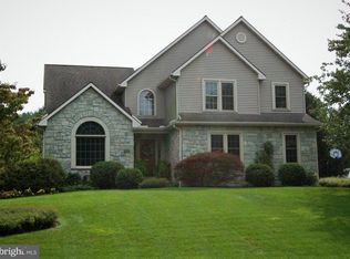1981 Glendower Dr, Lancaster, PA 17601