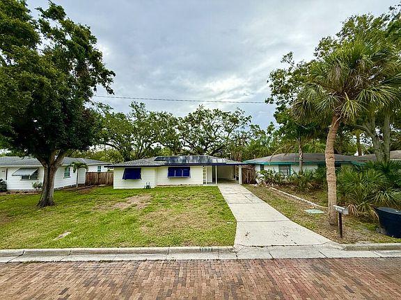 2nd image of 1837 Pasadena Dr